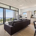 בית נופש Three-bedroom In