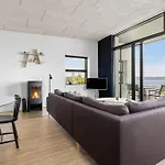 Three-bedroom In Nyaraló *