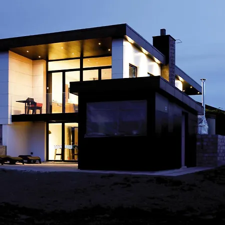 Three-bedroom In Nyaraló