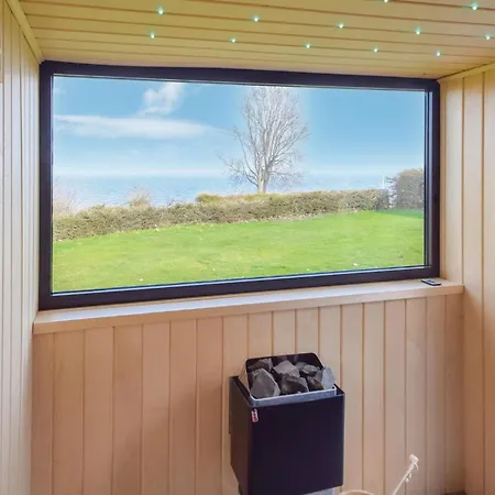 Holiday home Three-bedroom In *